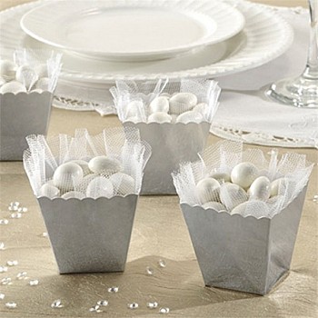 Silver Scallop Favour Boxes - 6cm