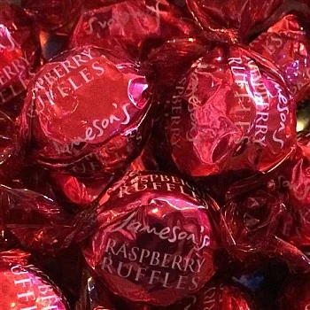 Jameson's Raspberry Ruffles (1.5kg)